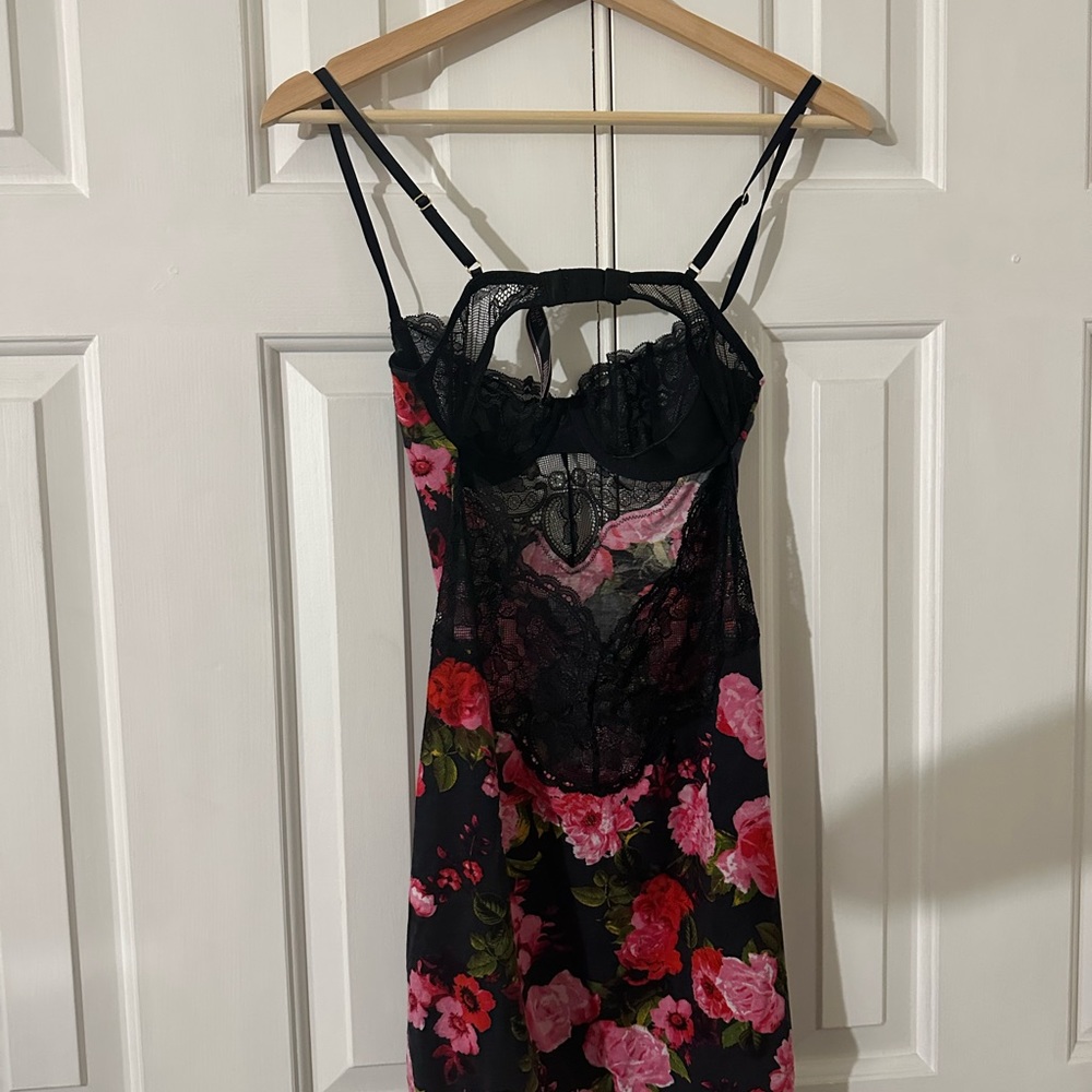 Victoria's Secret Floral Slip / Chemise Night Dress